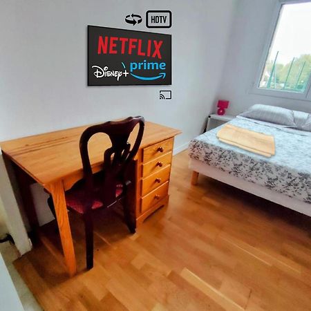 Room & Parking In Shared Appartment With Proprietor L 25 Mins From Paris Gare Du Nord, Cdg Airport & Stade De France Montmagny Экстерьер фото