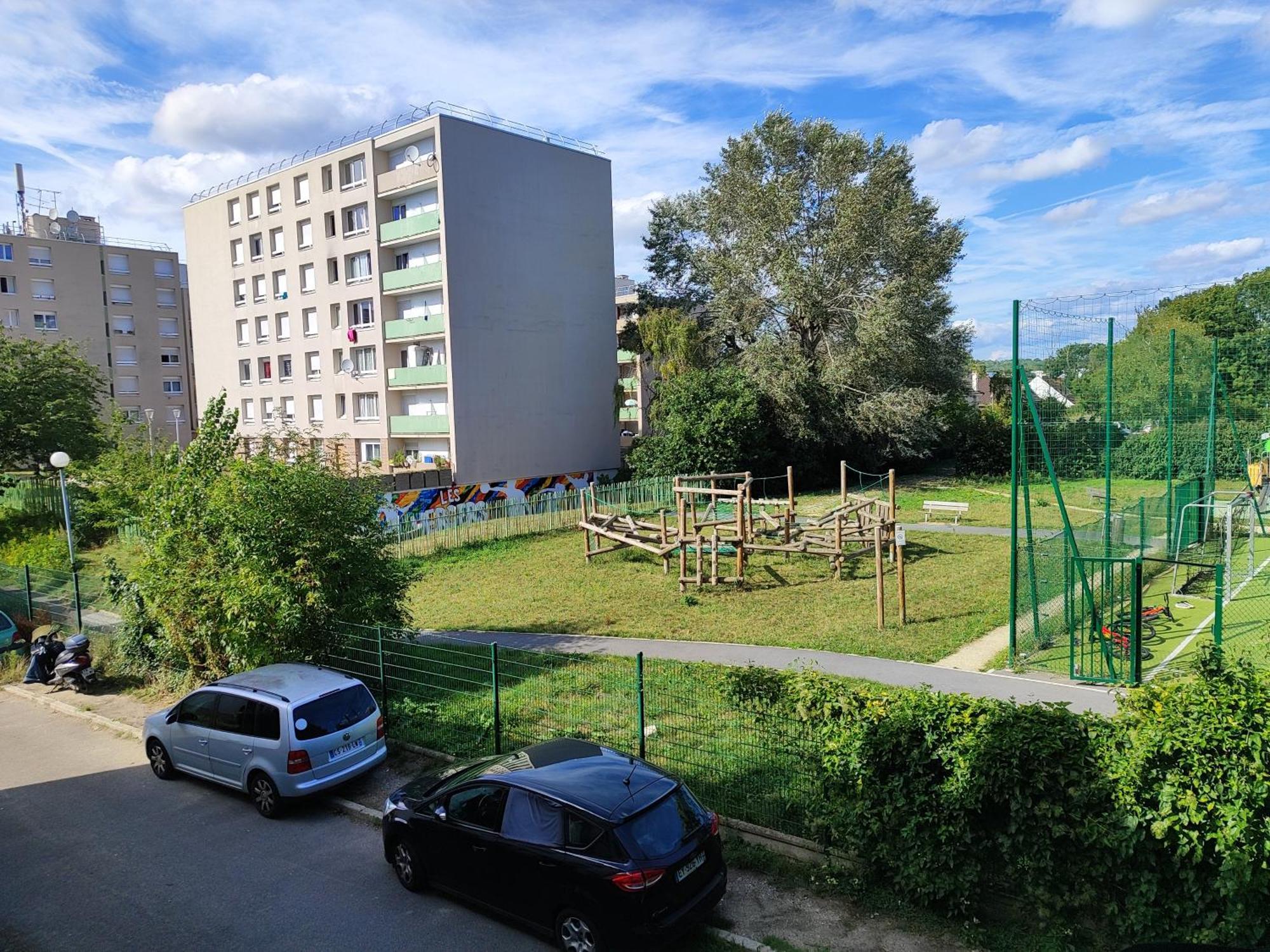 Room & Parking In Shared Appartment With Proprietor L 25 Mins From Paris Gare Du Nord, Cdg Airport & Stade De France Montmagny Экстерьер фото